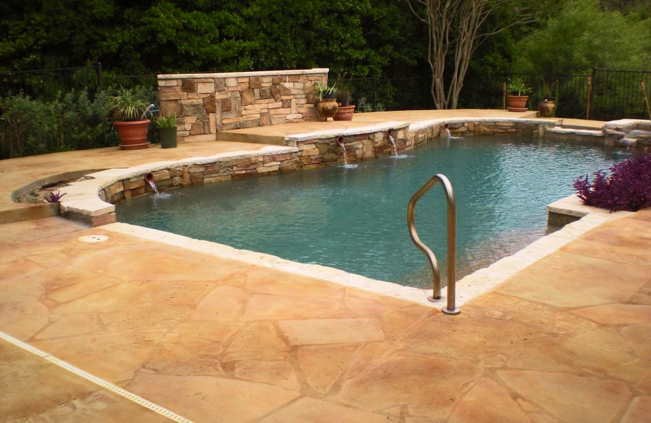 Custom Inground Pool Construction for Residential Homes
